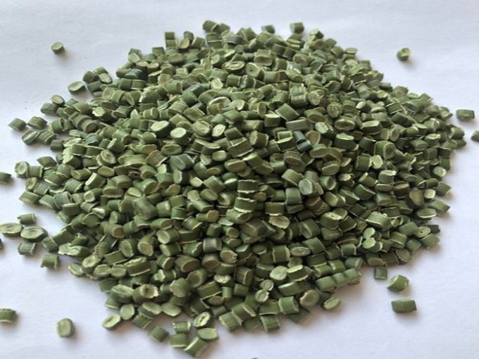 PE复合塑料颗粒